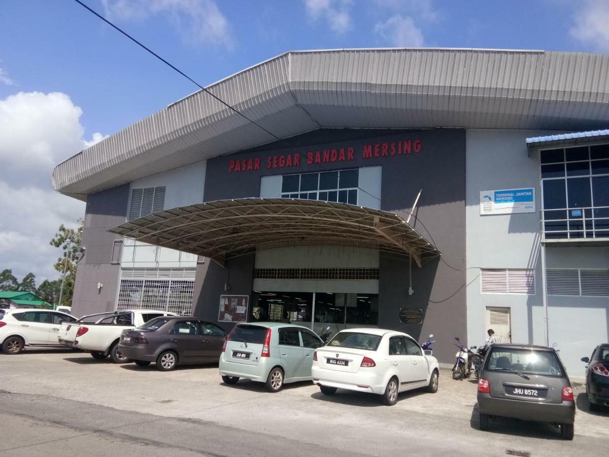 Ulfah Mersing Eksteriør bilde