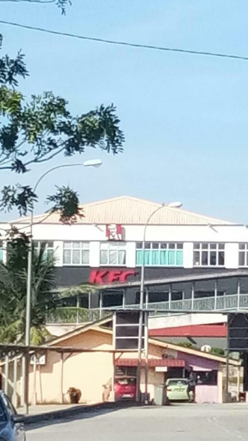 Ulfah Mersing Eksteriør bilde